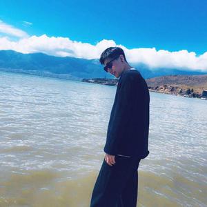 百姓大众澡堂子AV在线
